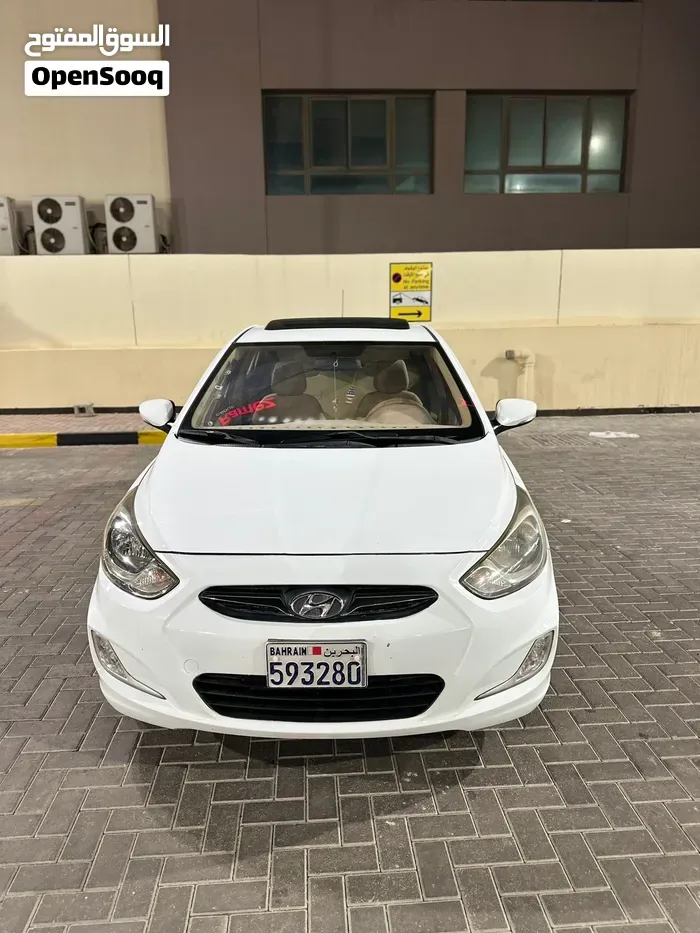 Hyundai Accent 2015 photo 4