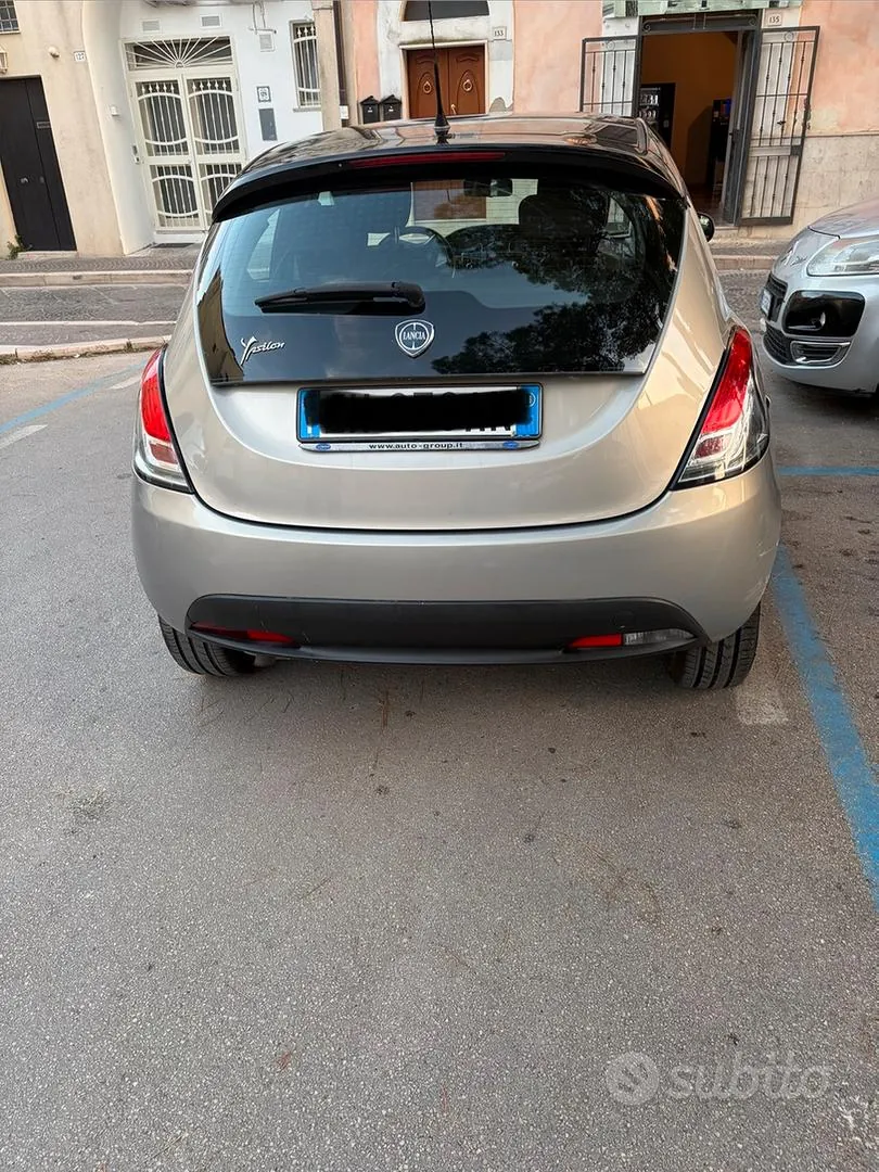 Lancia Ypsilon 2011 photo 3