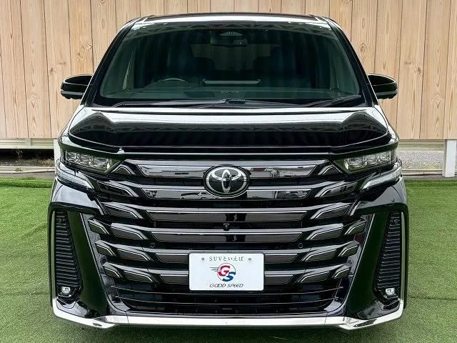 Toyota Vellfire 2023 photo 4