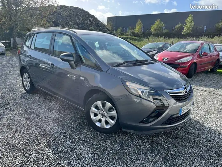 Opel Zafira Tourer 2016 photo 2