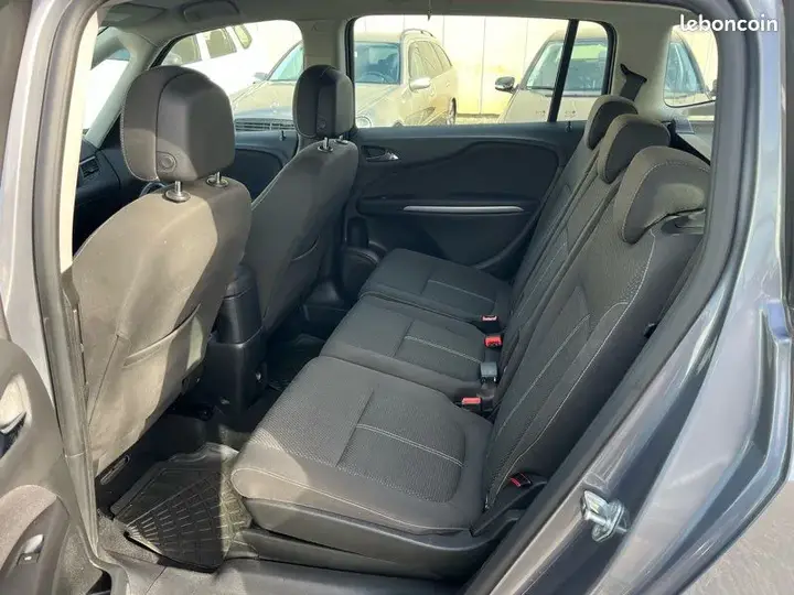 Opel Zafira Tourer 2016 photo 4