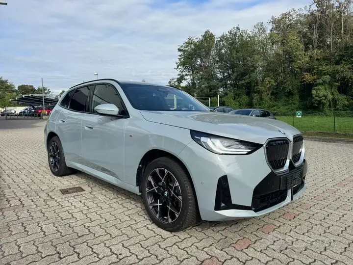 BMW X3 2025 photo 3