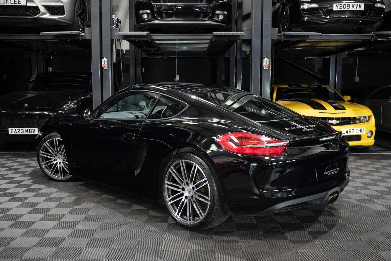 Porsche Cayman 2016 photo 2
