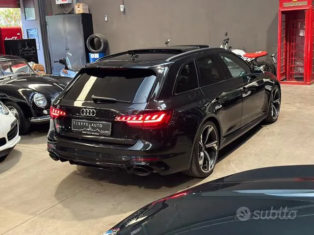 Audi Rs4 2020 photo 4