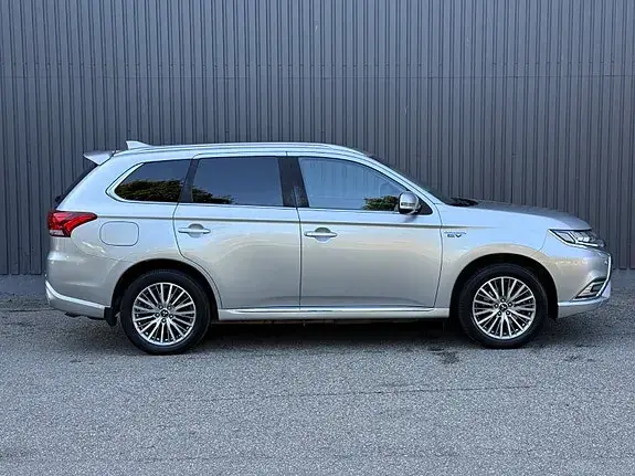 Mitsubishi Outlander 2021 photo 5