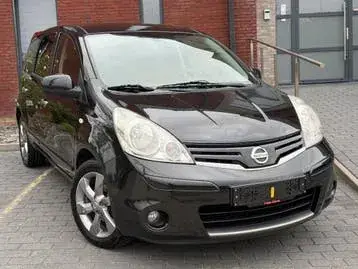 Nissan Note 2012 photo 3