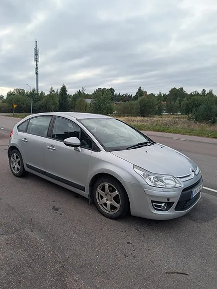 Citroen C4 2009 photo 3