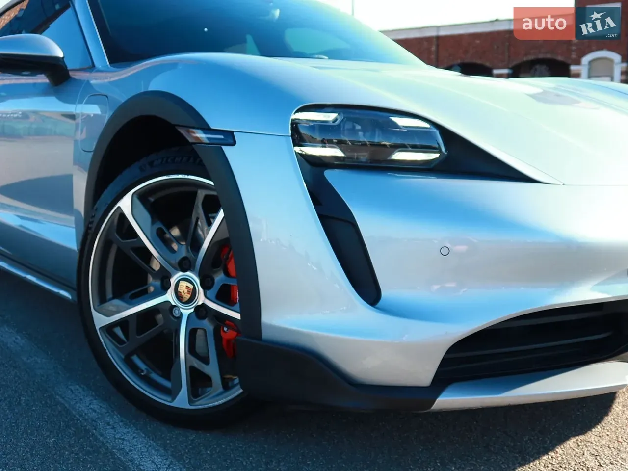 Porsche Taycan Cross Turismo 2021 photo 4