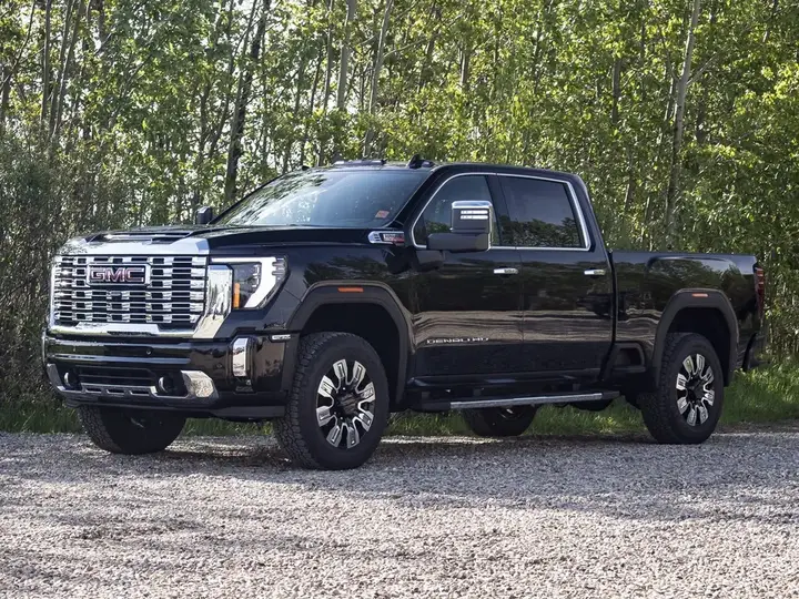 GMC Sierra 3500 2026 photo 3