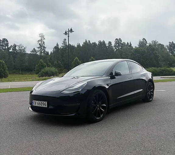 Tesla Model 3 2019 photo 2