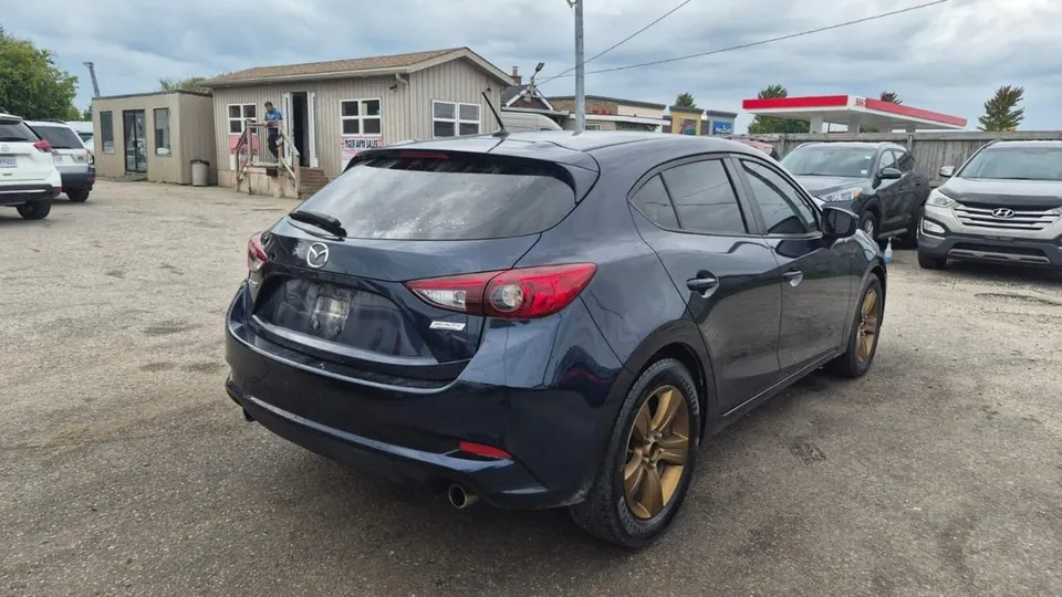 Mazda Mazda3