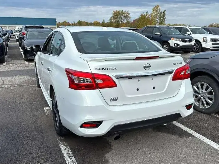 Nissan Sentra 2017 photo 3