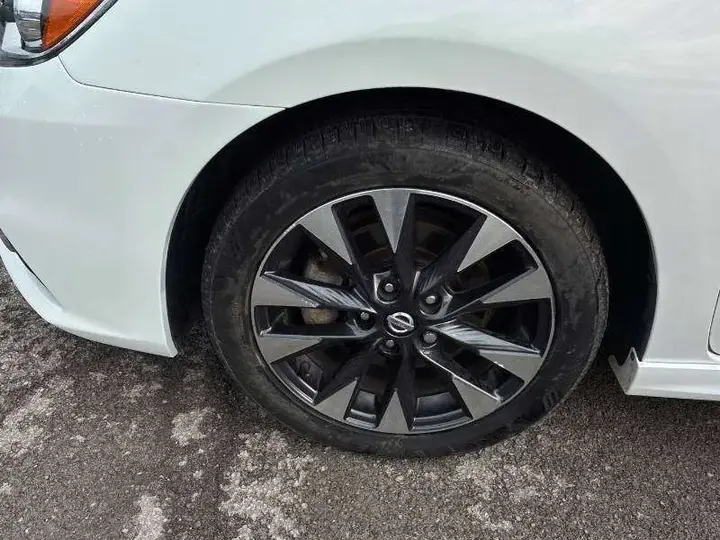 Nissan Sentra 2017 photo 5