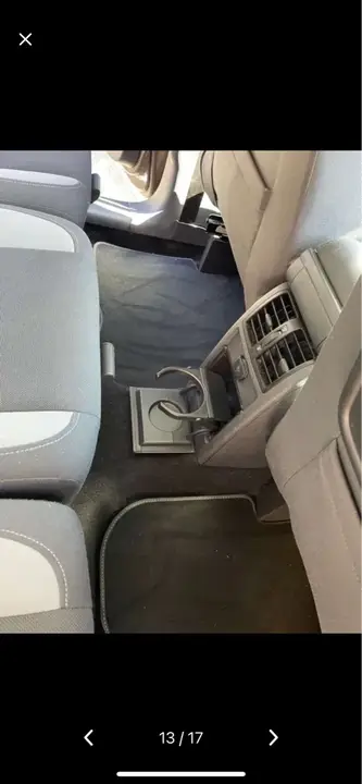 Volkswagen Touran 2013 photo 2
