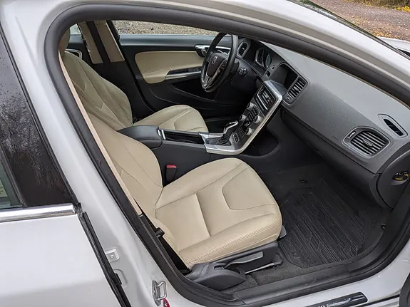 Volvo V60 2016 photo 4