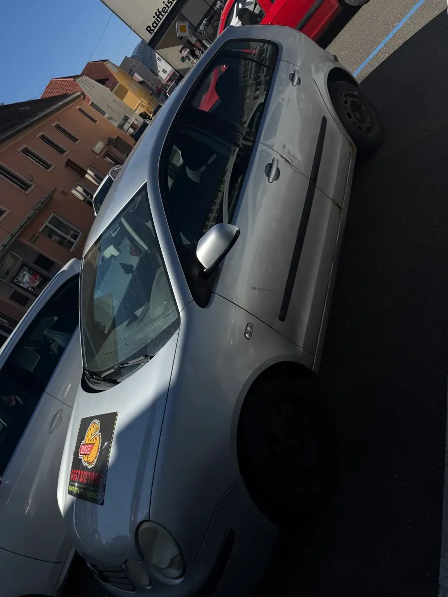 Volkswagen Polo 2002 photo 2