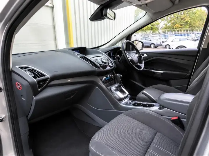 Ford Grand C-Max 2015 photo 2