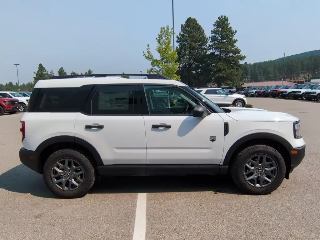 Ford Bronco Sport 2026 photo 2