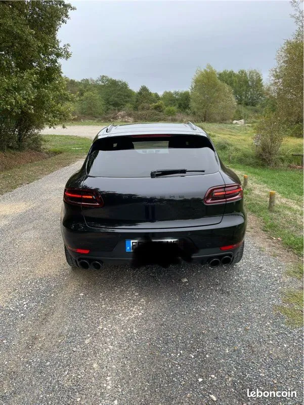 Porsche Macan 2015 photo 2