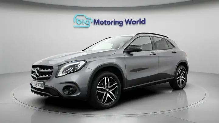 Mercedes-Benz Gla 2019 photo 2
