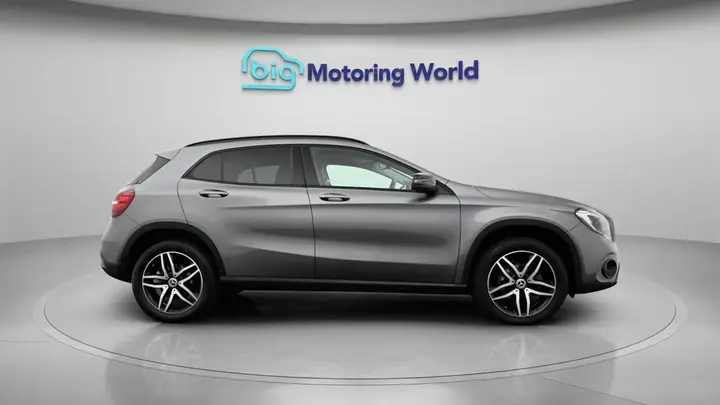 Mercedes-Benz Gla 2019 photo 5