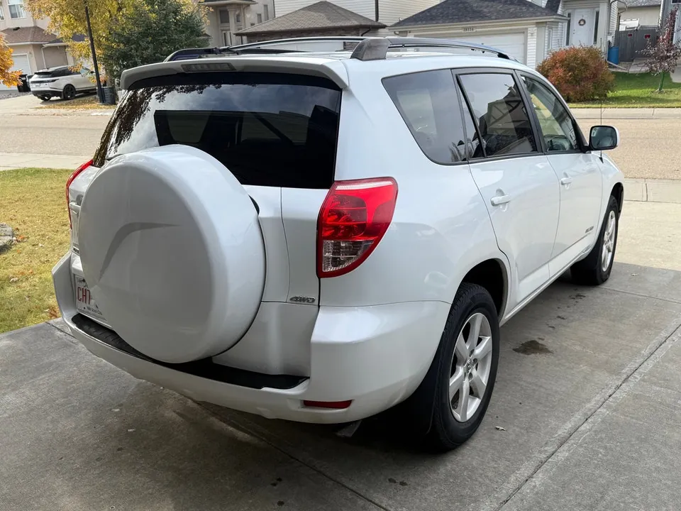 Toyota Rav4 2008 photo 4