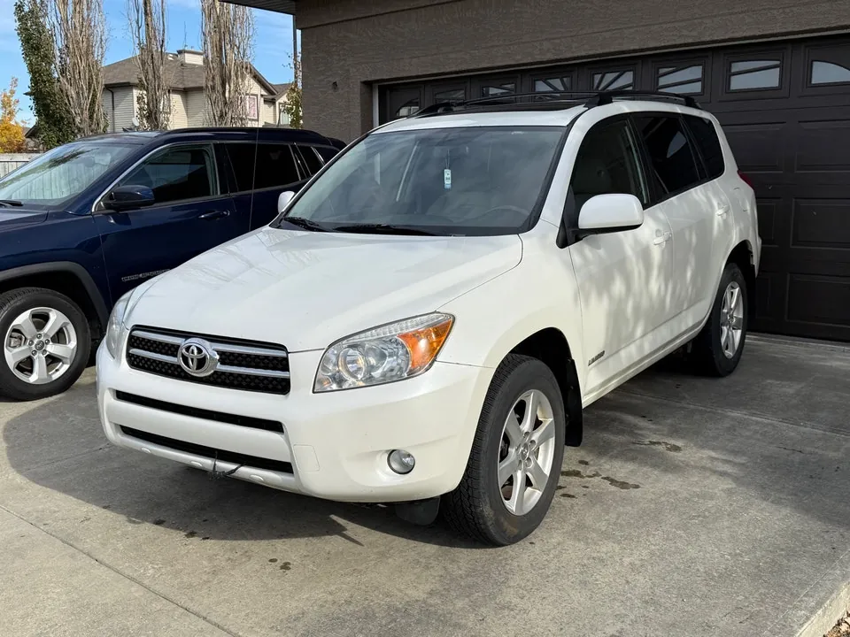 Toyota Rav4 2008 photo 2