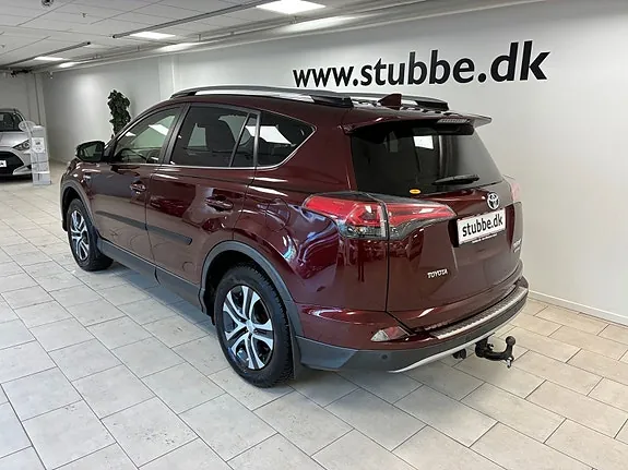 Toyota Rav4 2017 photo 4