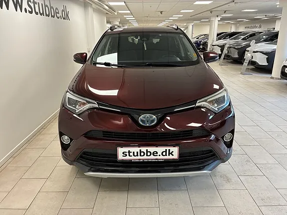Toyota Rav4 2017 photo 2
