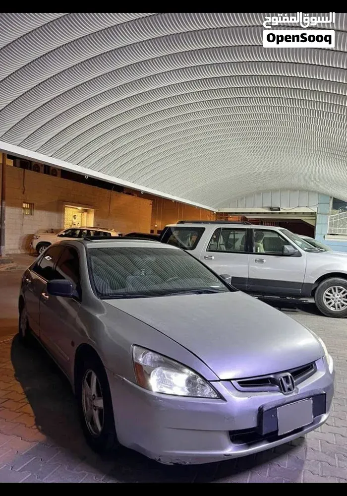 Honda Accord 2004 photo 2