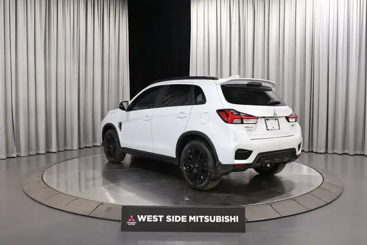 Mitsubishi Rvr 2027 photo 4