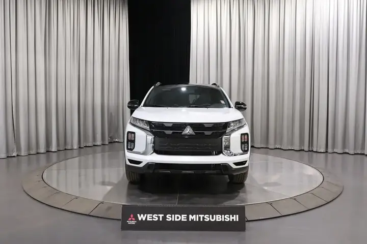 Mitsubishi Rvr 2027 photo 2