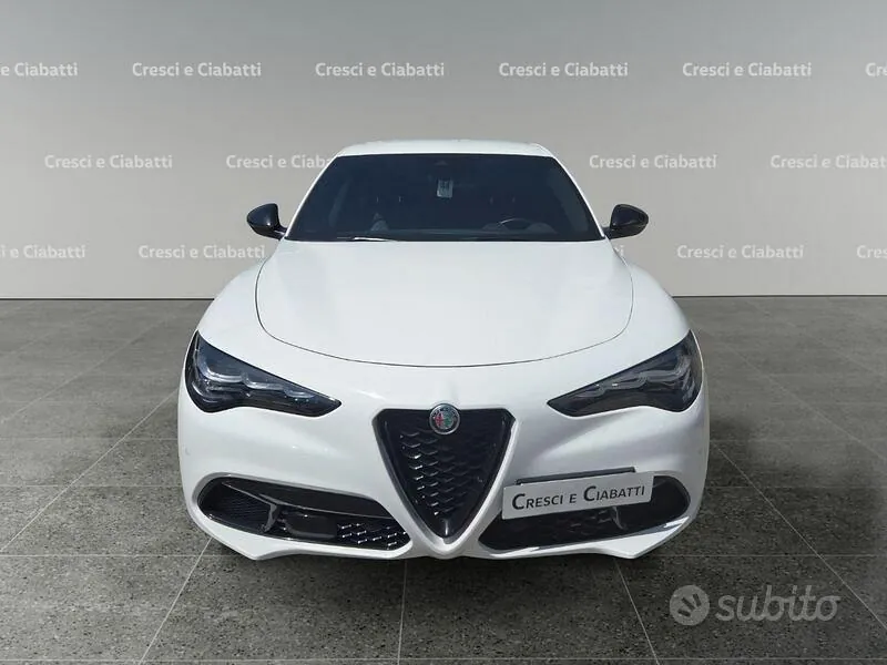 Alfa Romeo Stelvio 2023 photo 2