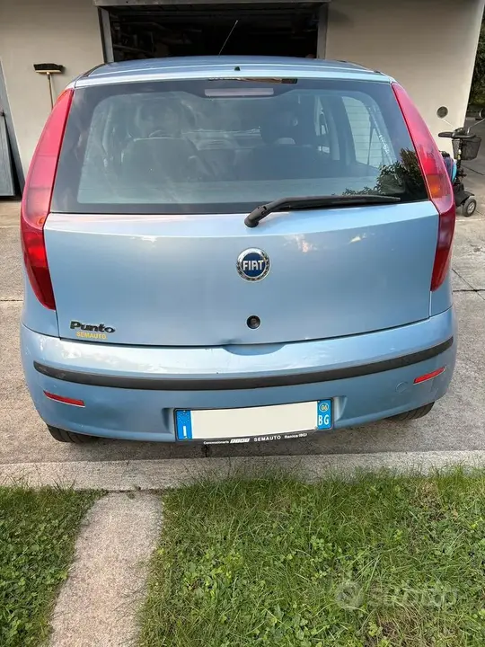 Fiat Punto 2006 photo 2
