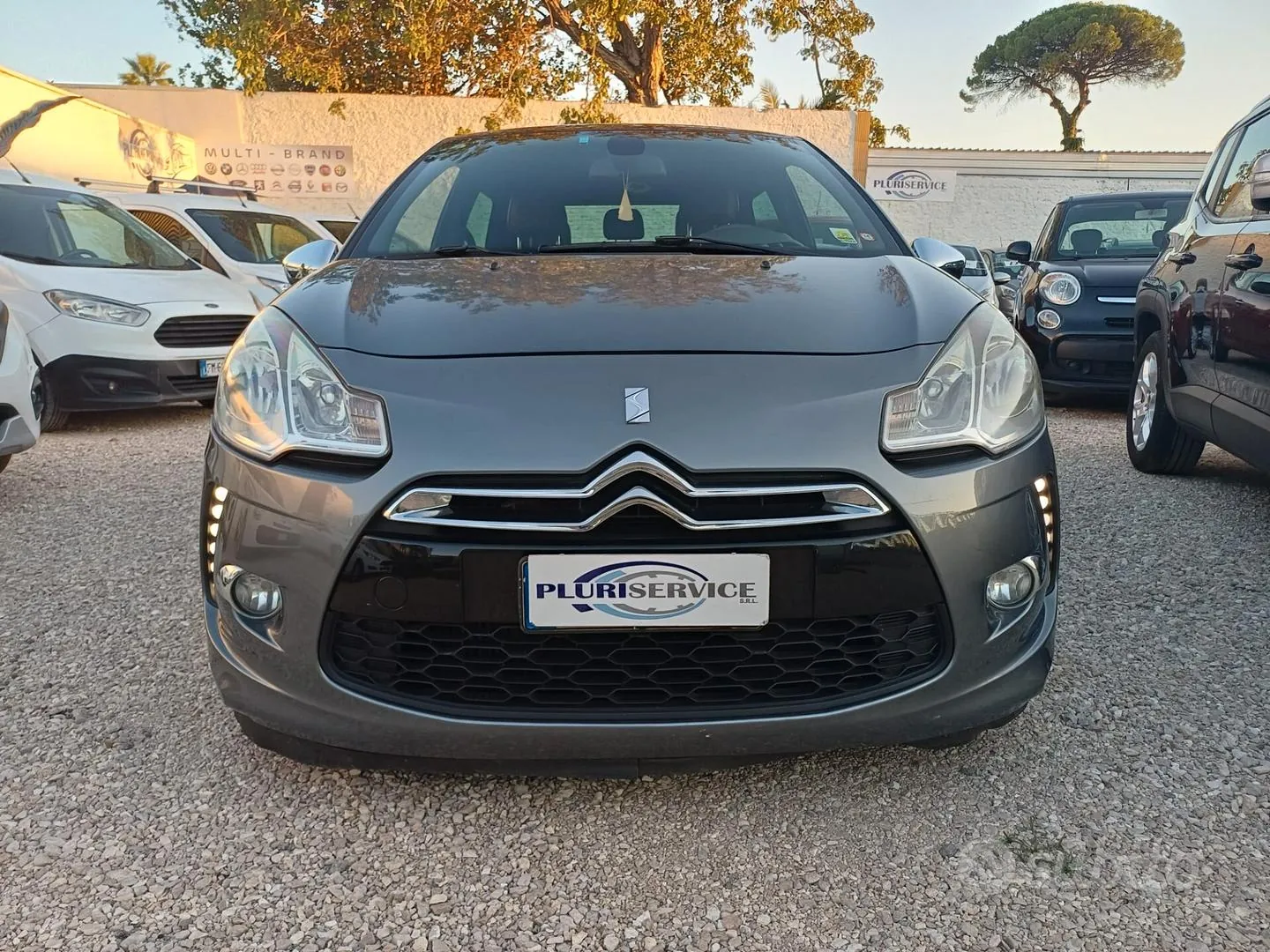 DS Automobiles Ds 3 2011 photo 4