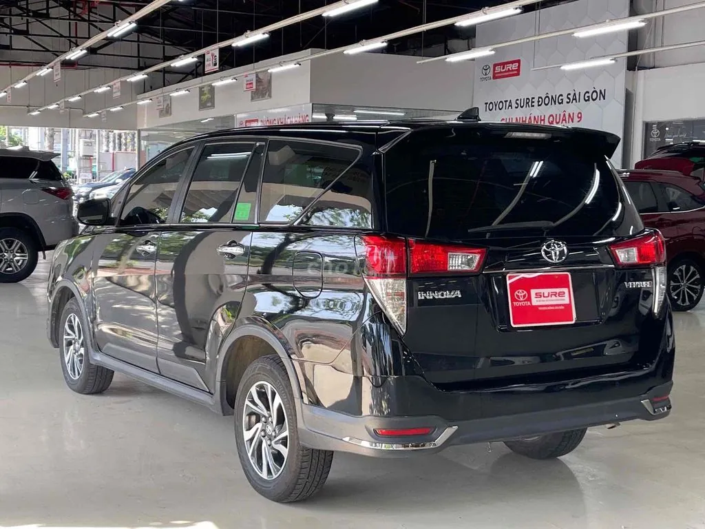 Toyota Innova 2020 photo 3