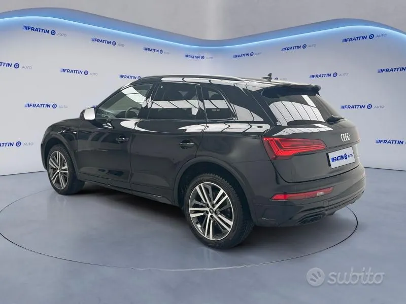 Audi Q5 2022 photo 2