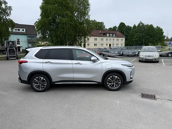 Maxus Euniq 6 2022 photo 3