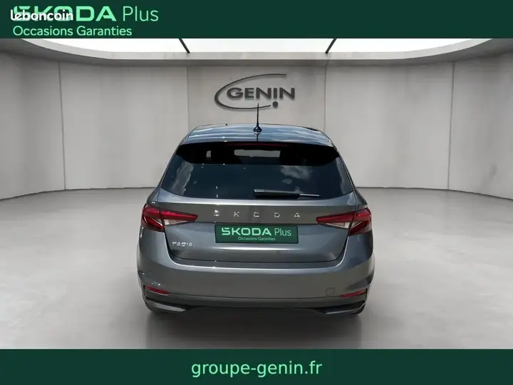 Skoda Fabia 2023 photo 4