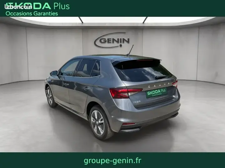 Skoda Fabia 2023 photo 3