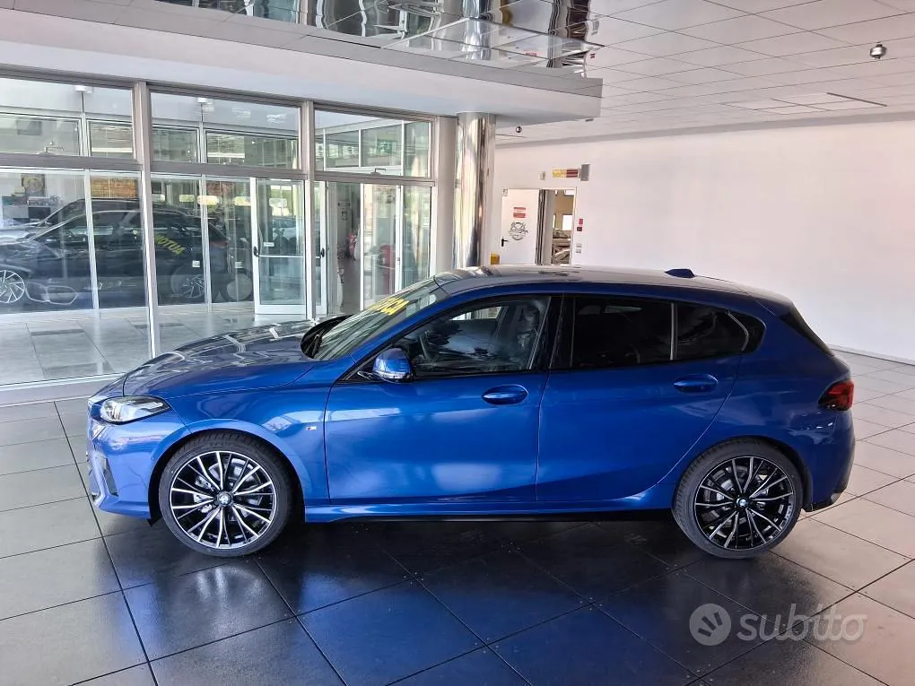 BMW 120D 2024 photo 3