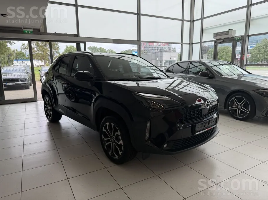 Toyota Yaris Cross Crossover 2025 photo 5