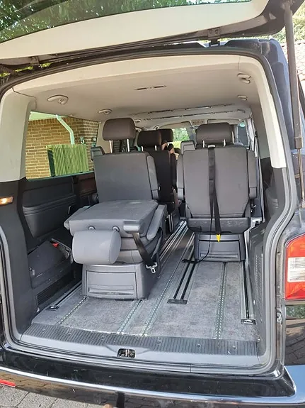 Volkswagen Multivan 2009 photo 4