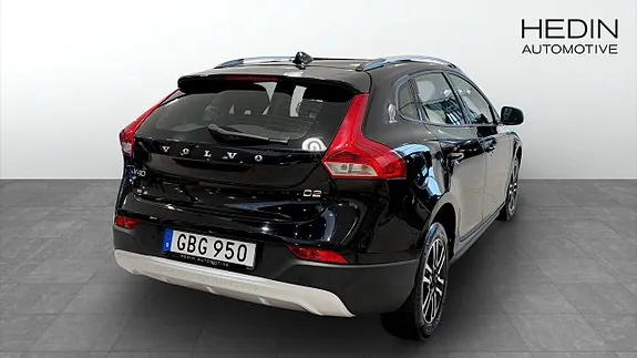 Volvo V40 Cross Country 2018 photo 5