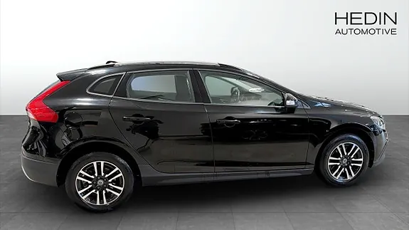 Volvo V40 Cross Country 2018 photo 4