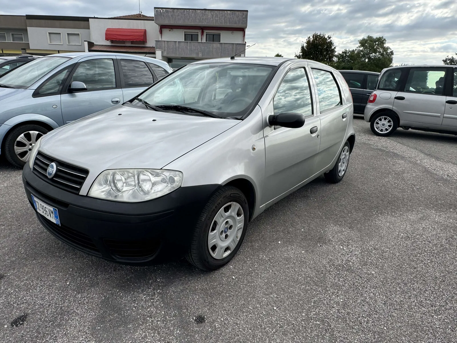 Fiat Punto 2006 photo 2