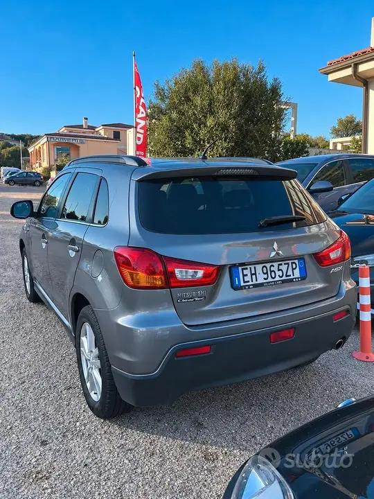 Mitsubishi Asx 2010 photo 5