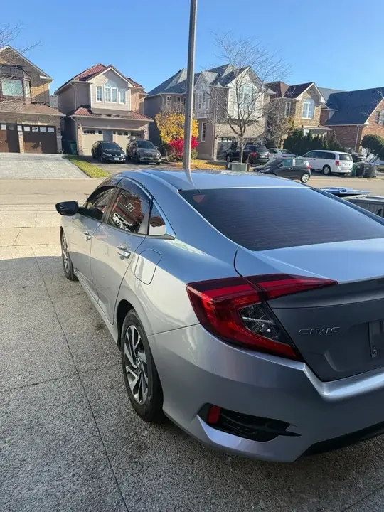 Honda Civic 2018 photo 5
