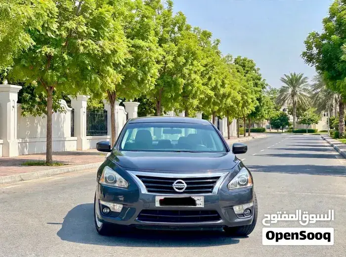 Nissan Altima 2015 photo 2