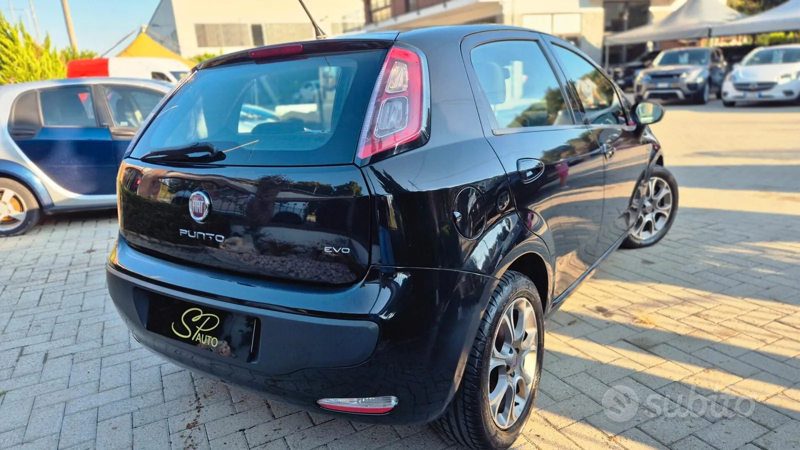 Fiat Punto Evo 2011 photo 4